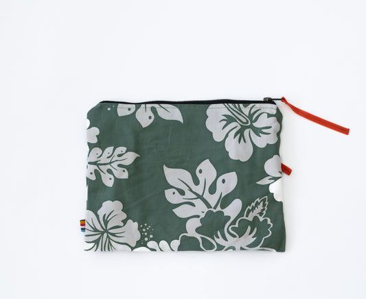 Marco Wet Travel Bag | Leaf Green Wilks