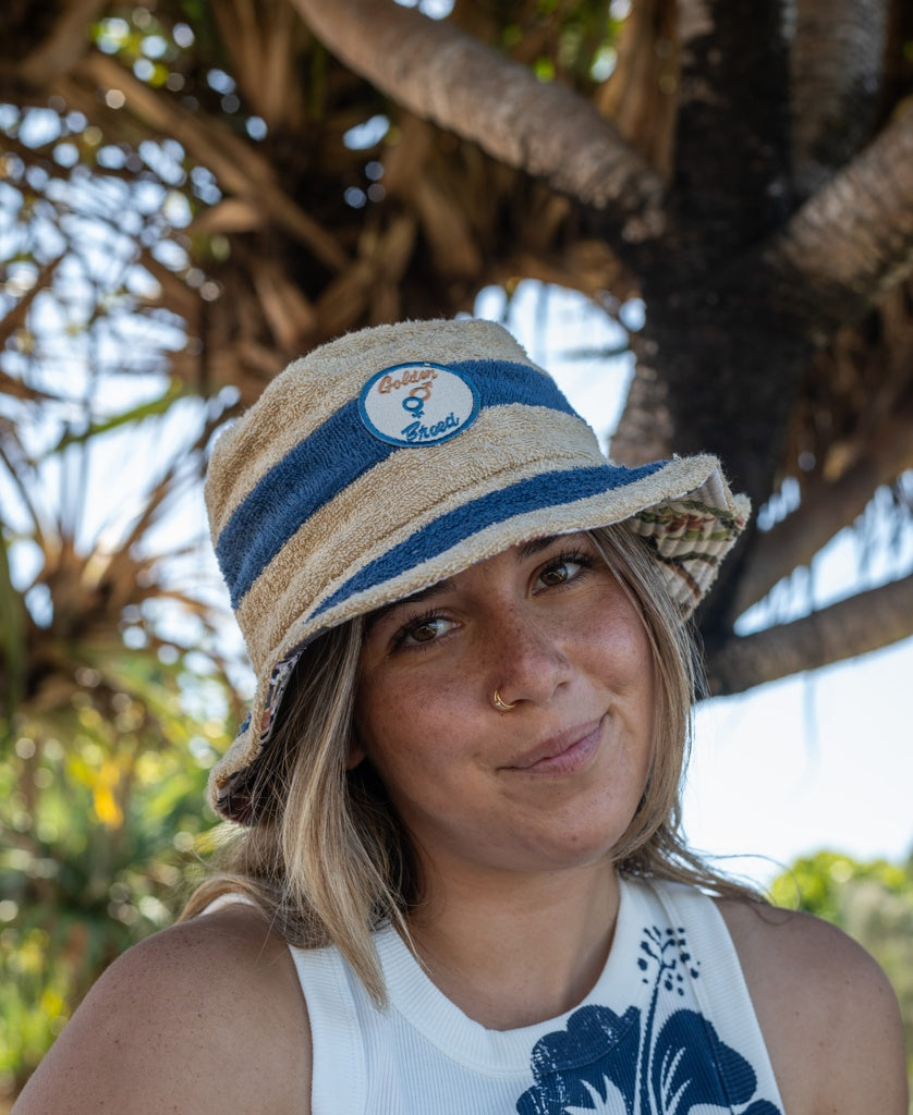 Nathan Terry Bucket Hat | Pebble / Navy