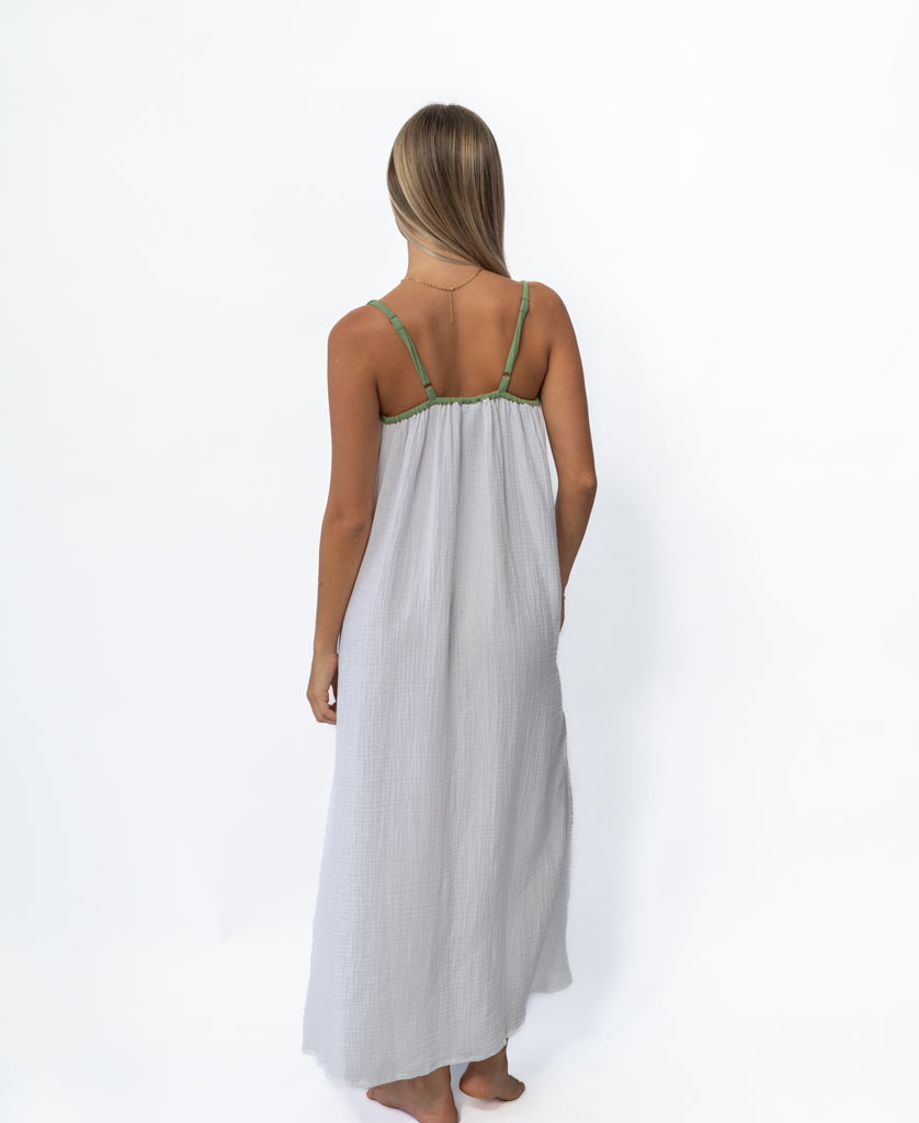 Golden Breed Camilla Maxi | White / Moss - Dresses