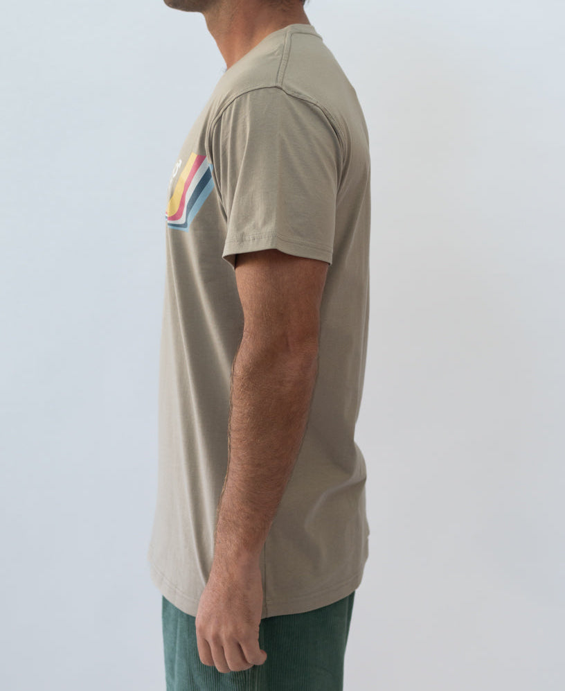 Golden Breed Retro Classic Tee | Fawn - T-Shirts