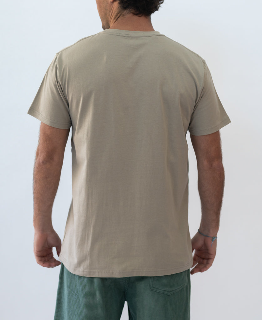 Golden Breed Retro Classic Tee | Fawn - T-Shirts
