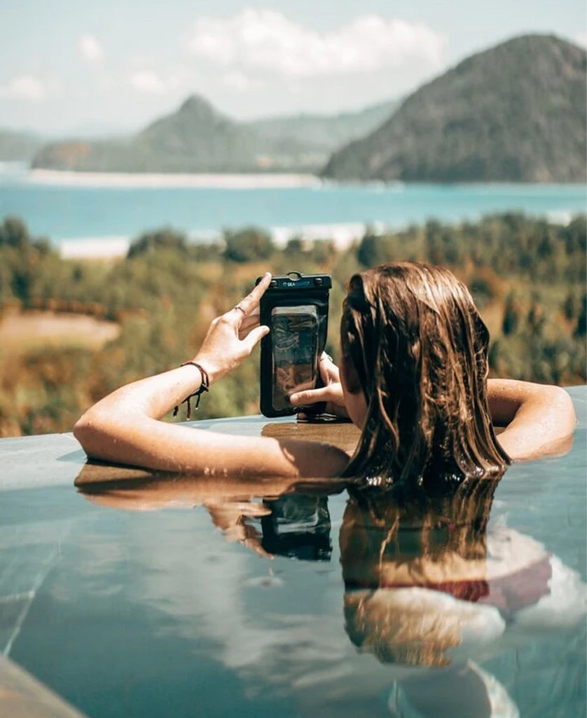 Seaquatix Waterproof Case | Black-Golden Breed