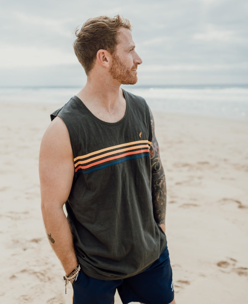 Long Island Muscle Tank | Wash Black-Golden Breed