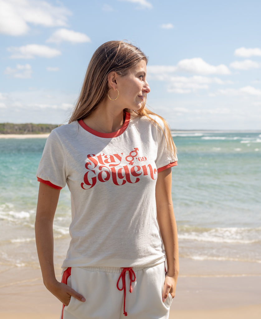 Stay Golden Ringer | Off White/Wash Red