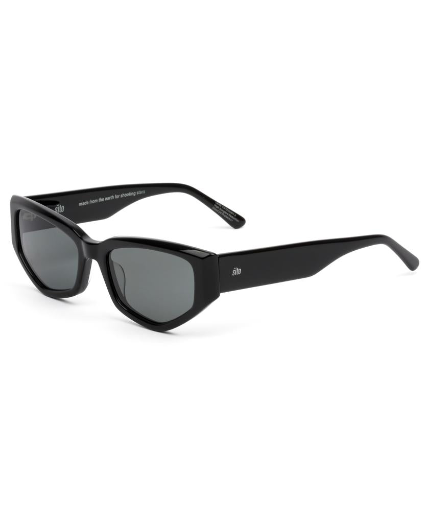 Diamond | Black / Iron Grey Polar-Golden Breed