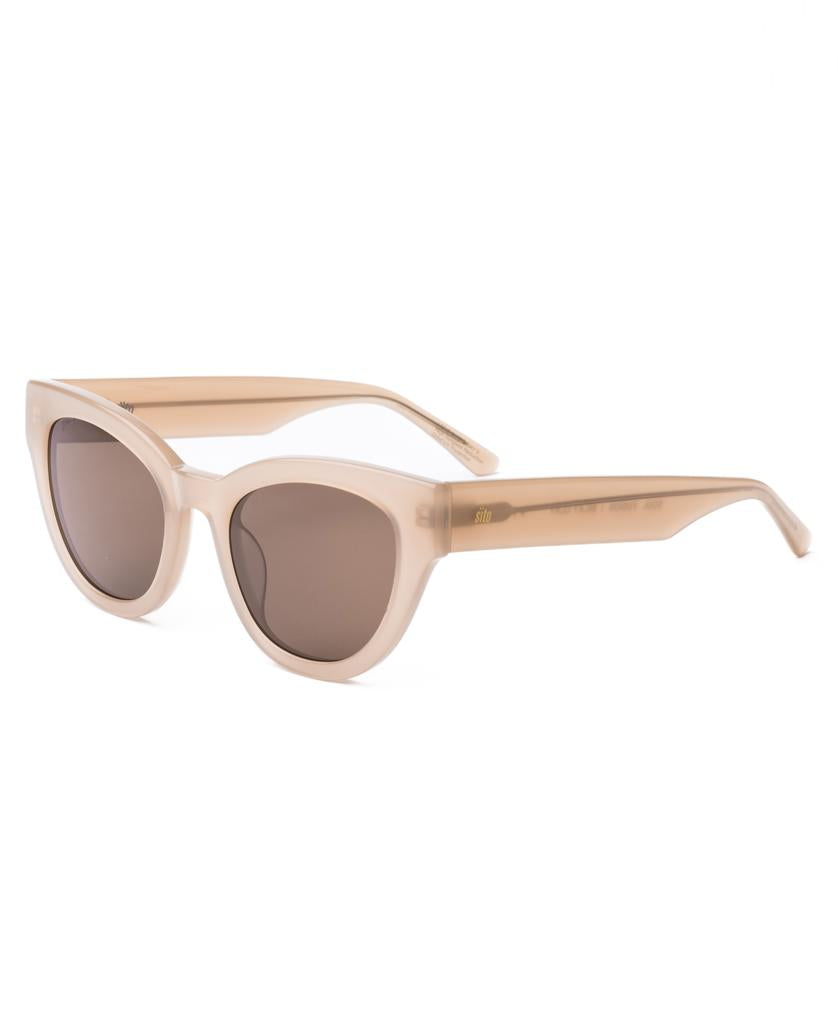 Sito Soul Fusion sunglasses in Milky Clay/Coffee feature a beige cat-eye, oversize plant-based acetate frame with brown tinted lenses, shown on a white background.
